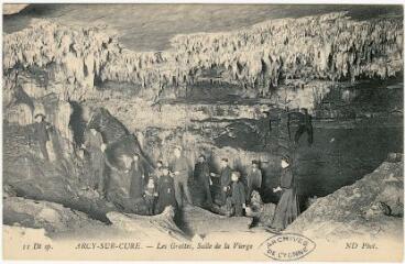 1 vue 11 Dt sp. Arcy-sur-Cure. Les grottes, salle de la Vierge.