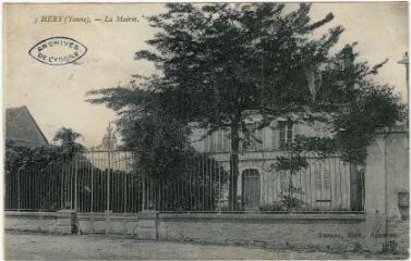 1 vue 3 Héry (Yonne). La mairie.