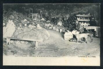 1 vue Saint-Moré. Intérieur de la grotte du Père-Leleu.