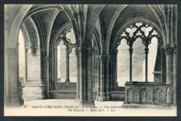 1 vue 11. Saint-Père-sous-Vézelay. L'église. Vue intérieure du porche. The church. Main door.
