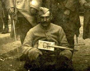 ouvrir dans la visionneuse : 1 vue Groupe de soldats